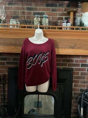 Jay Jays Women's XS Burgundy Graphic Knit Sweater